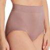 Brief Panties * | Fantastic Model Vanity Fair No Pinch, No Show Seamless Brief Panty 3 Pack 13418 Quartz/White/Damask